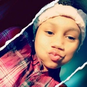 Meet your Posher, Amaria